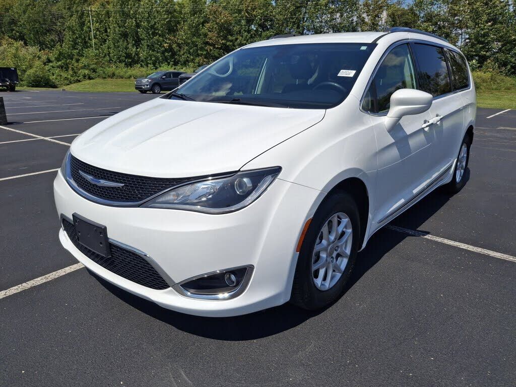 2020 CHRYSLER Pacifica