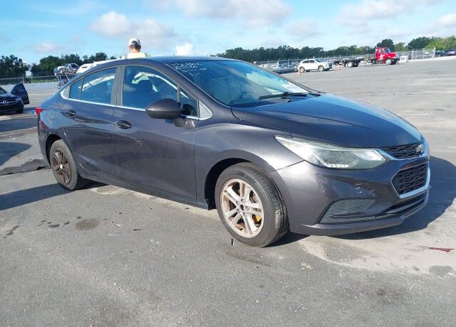 2017 CHEVROLET Cruze