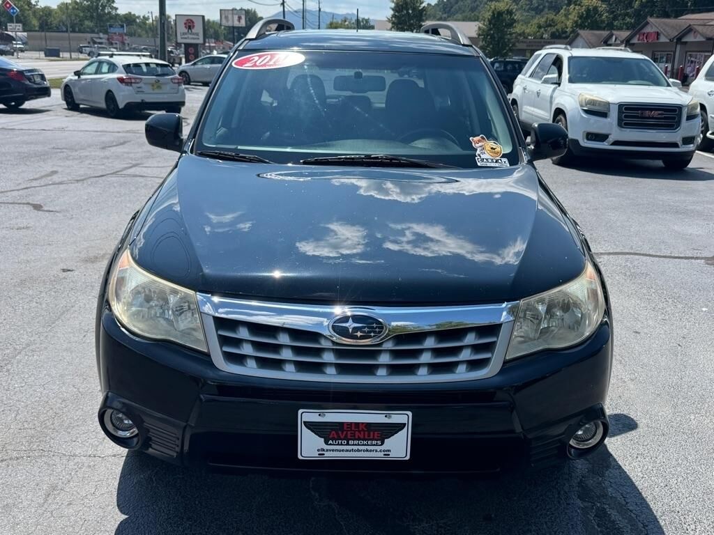 2011 SUBARU Forester