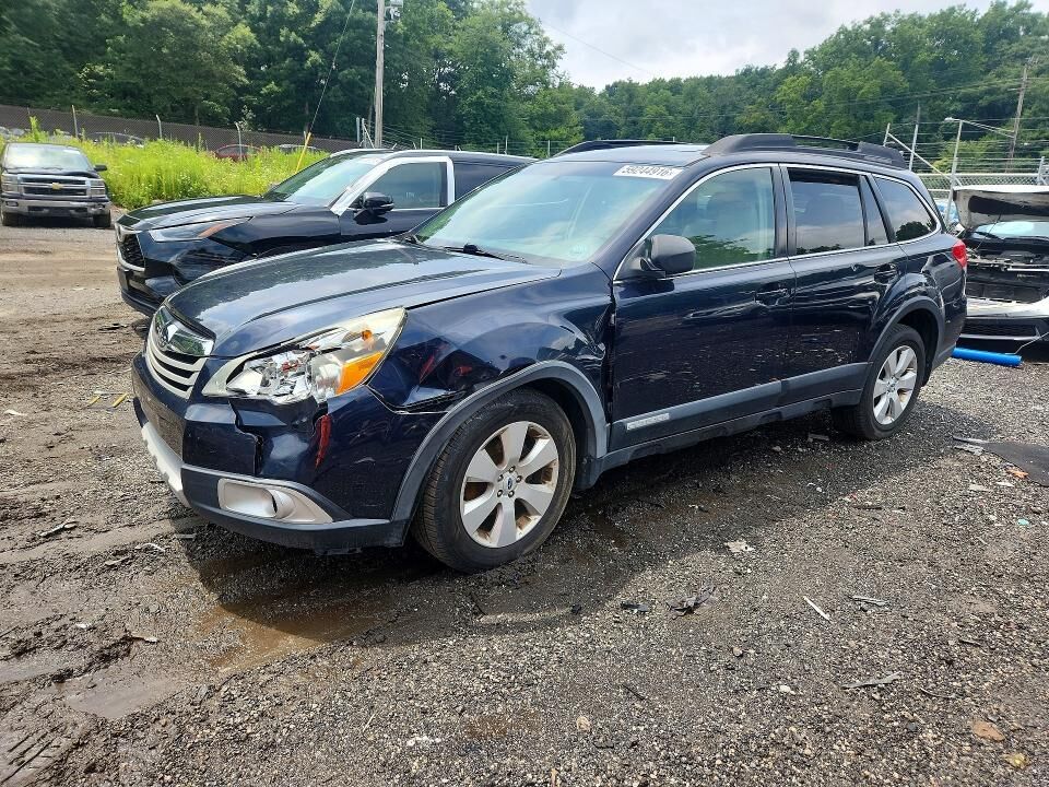 2012 SUBARU Outback