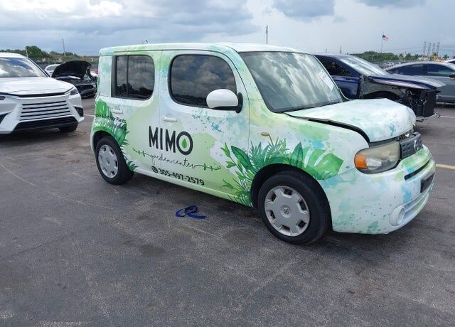 2014 NISSAN Cube