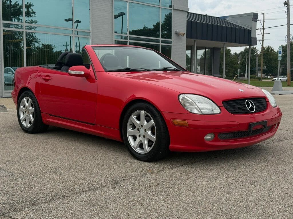 2004 MERCEDES-BENZ SLK-Class