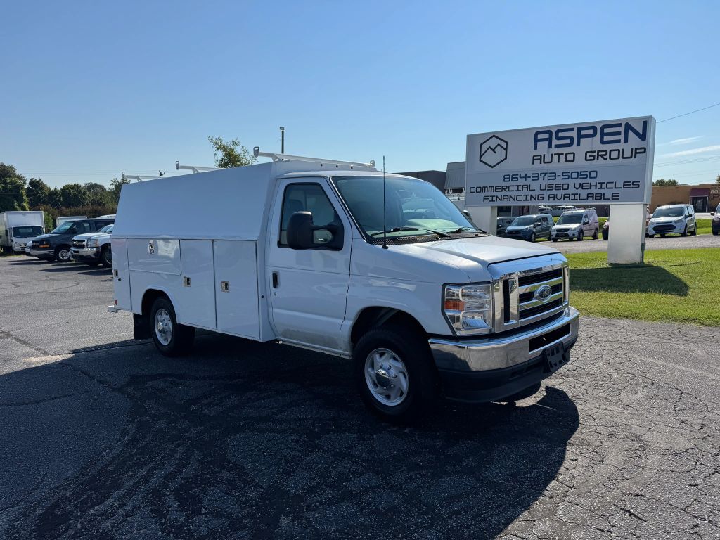 2023 FORD E-350