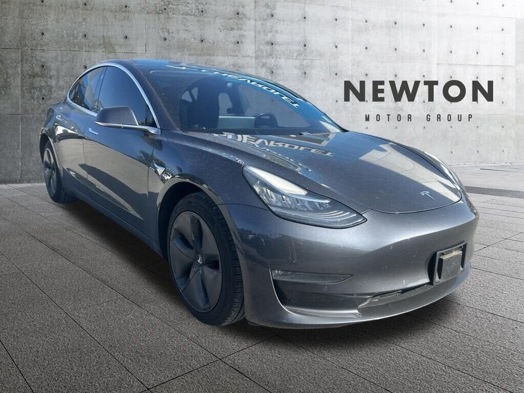 2018 TESLA Model 3