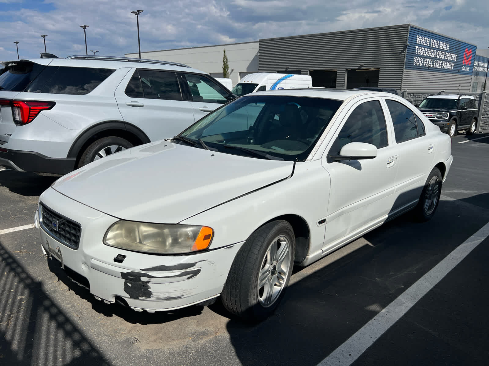 2005 VOLVO S60