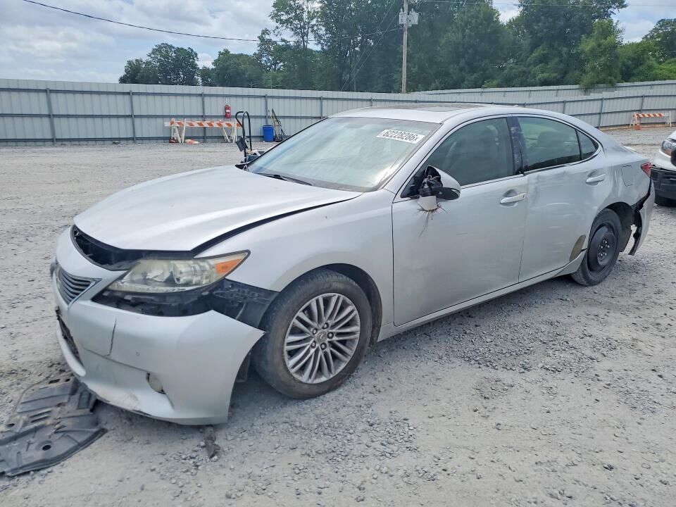 2013 LEXUS ES