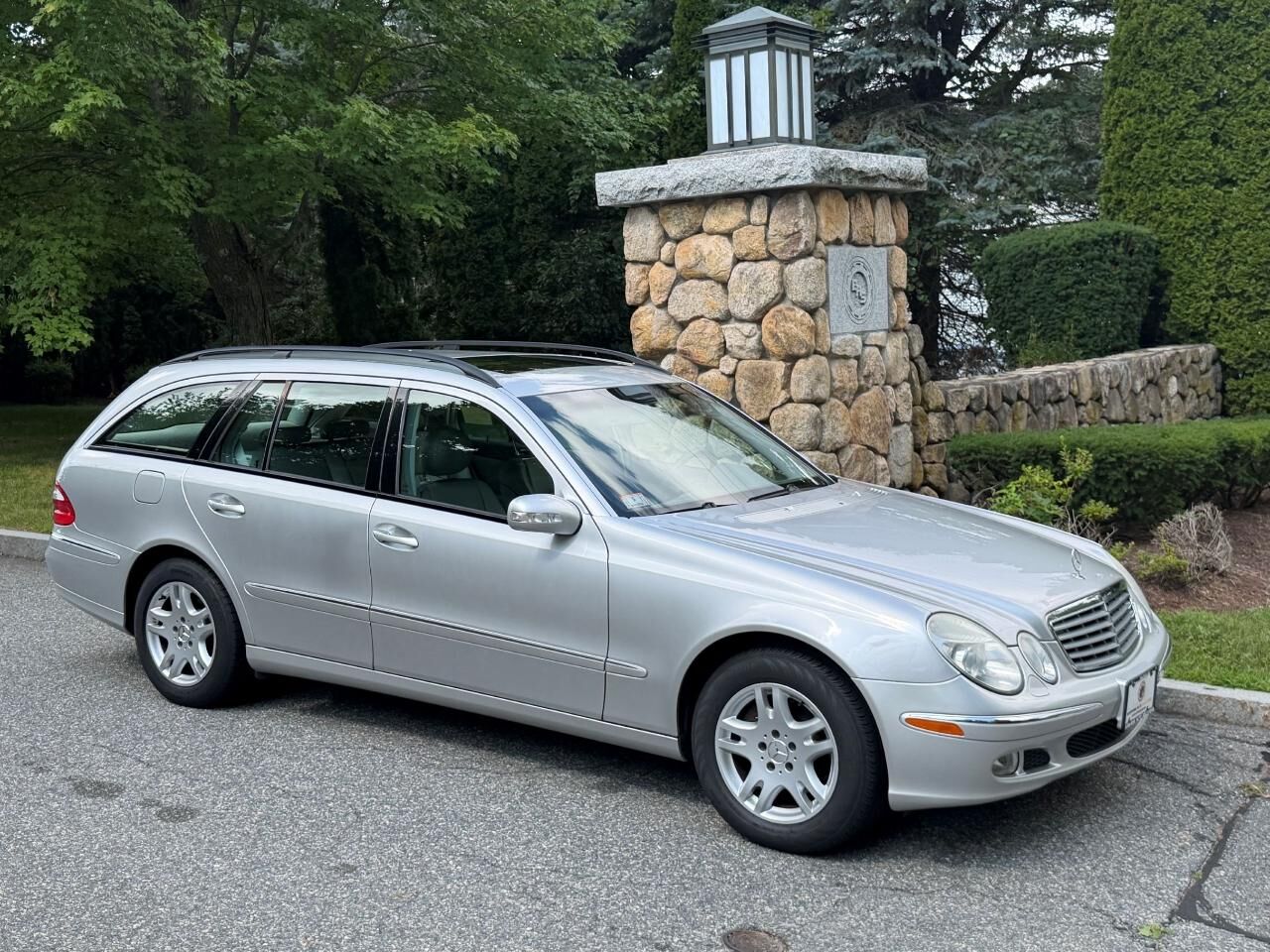 2004 MERCEDES-BENZ E-Class