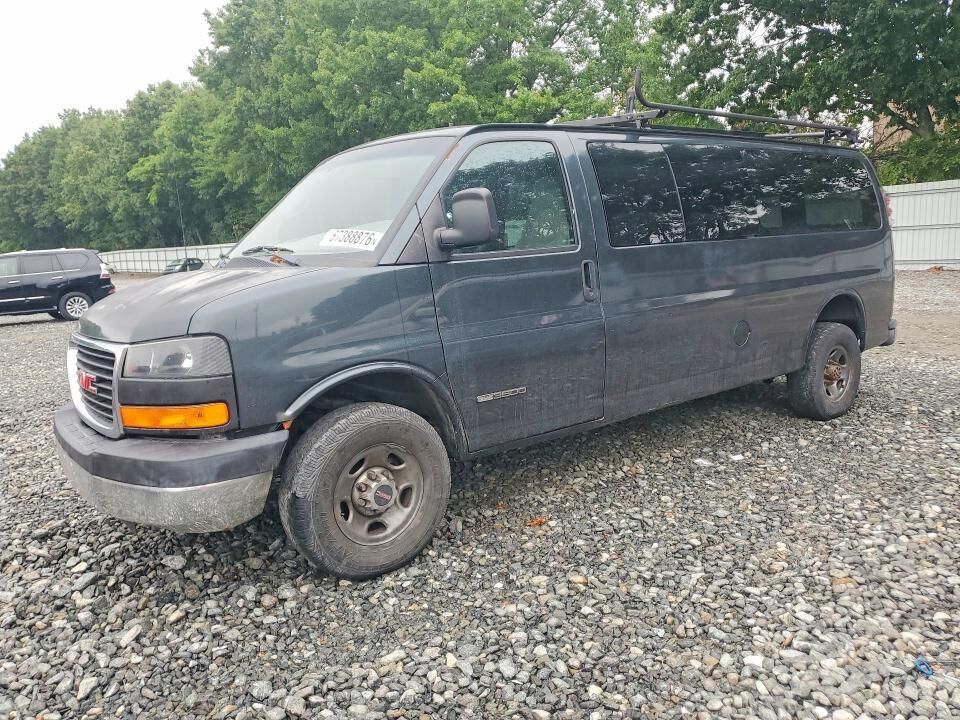 2005 GMC Savana