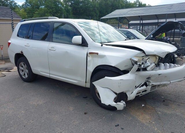 2010 TOYOTA Highlander