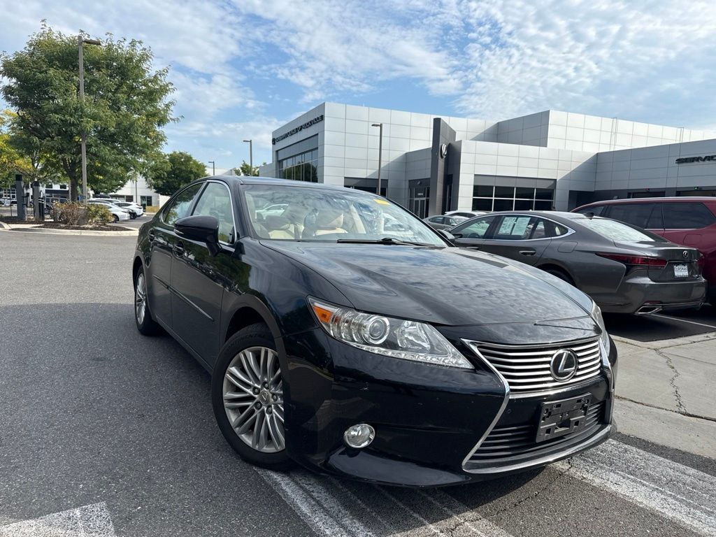2013 LEXUS ES