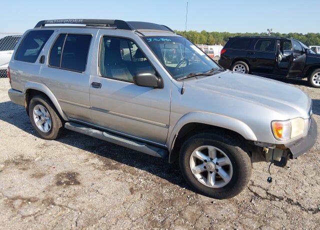 2004 NISSAN Pathfinder