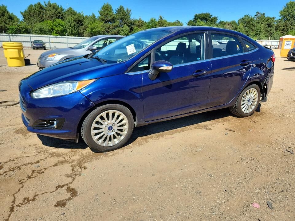 2016 FORD Fiesta