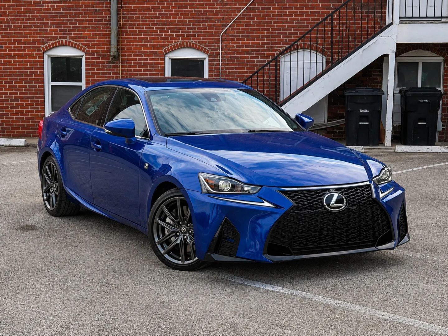 2019 LEXUS IS
