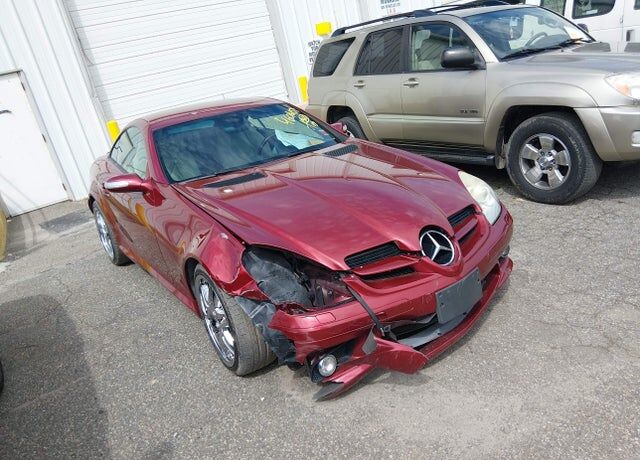 2005 MERCEDES-BENZ SLK-Class
