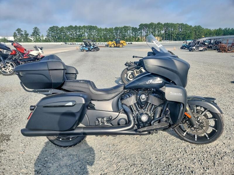 2023 INDIAN MOTORCYCLE Roadmaster Dark Horse