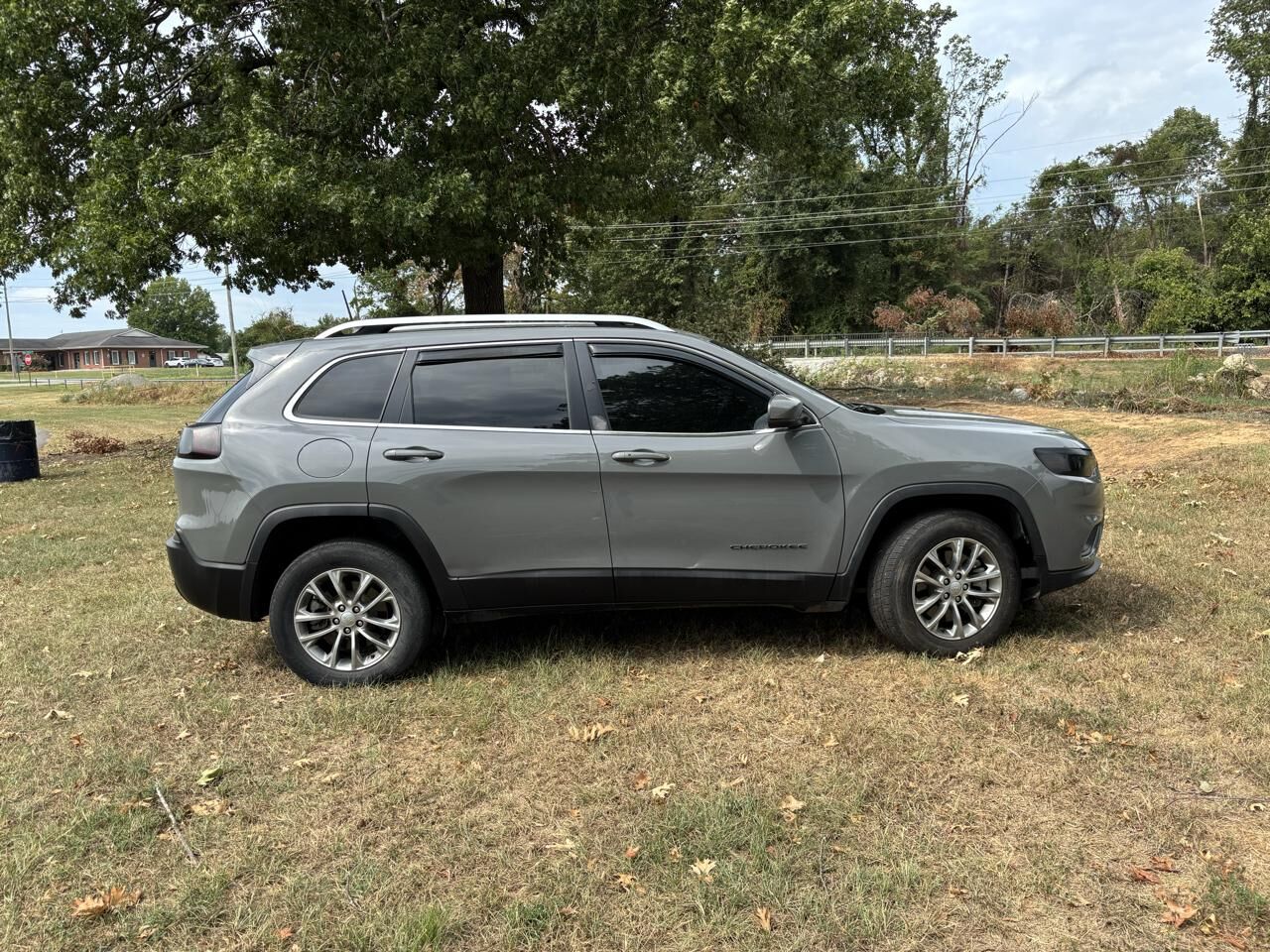 2021 JEEP Cherokee