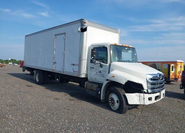 2014 HINO Incomplete Vehicle