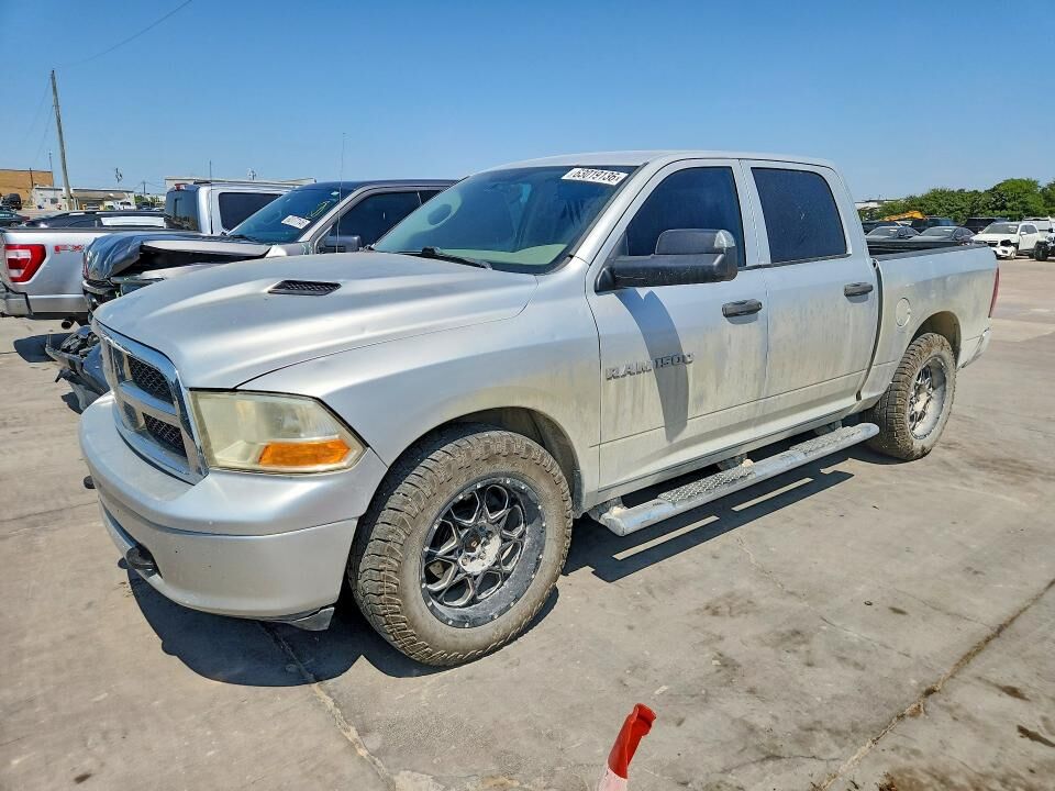 2011 DODGE Ram