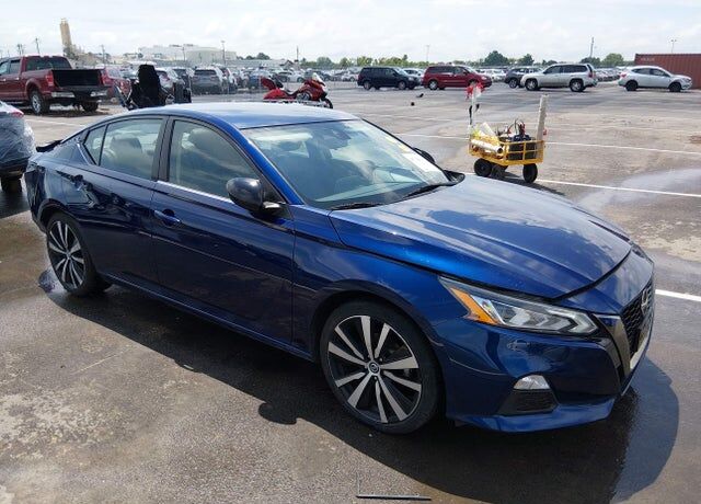 2022 NISSAN Altima