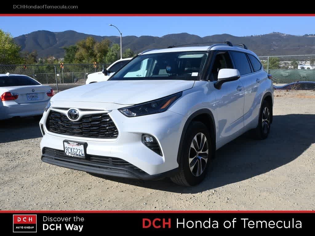 2022 TOYOTA Highlander