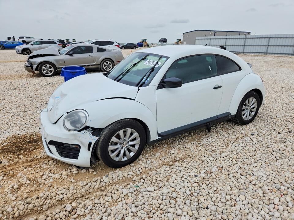 2017 VOLKSWAGEN Beetle