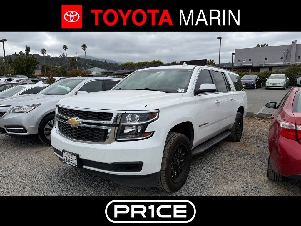2016 CHEVROLET Suburban