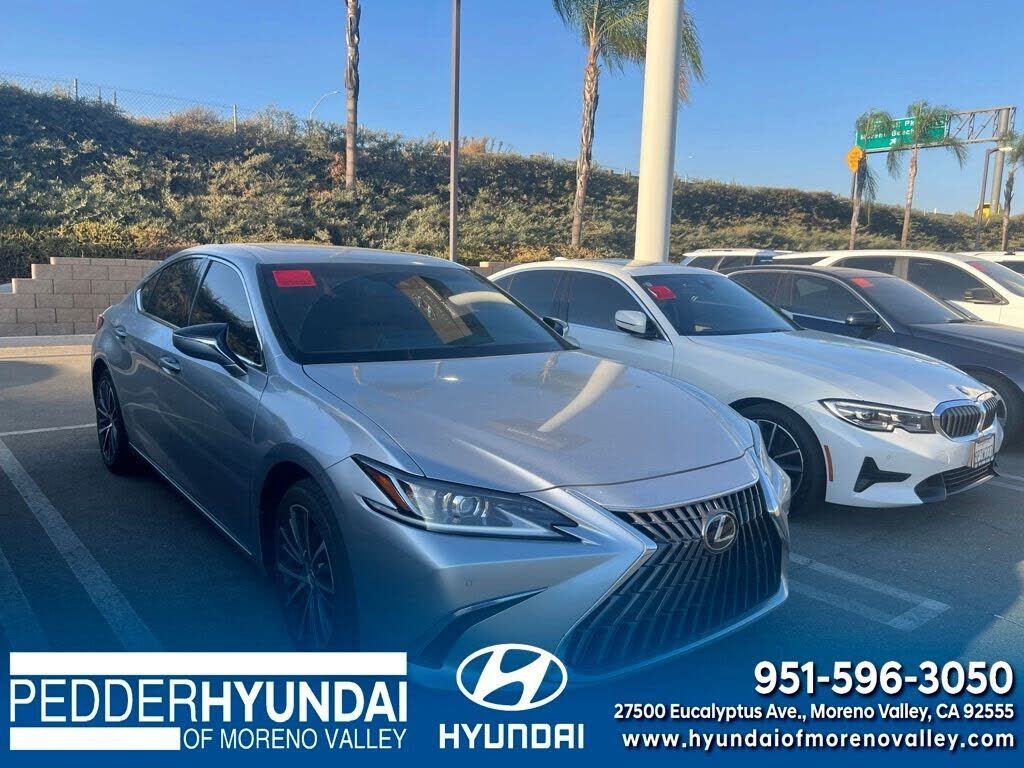 2023 LEXUS ES
