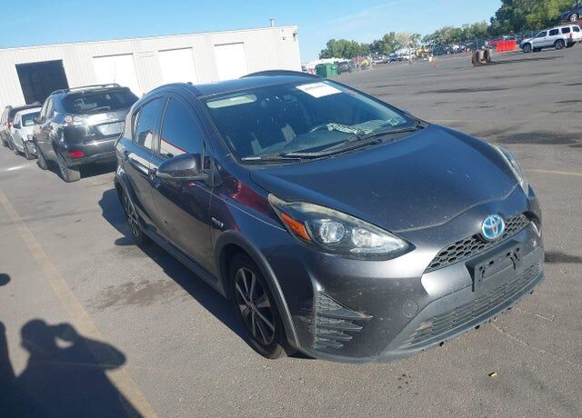 2018 TOYOTA Prius