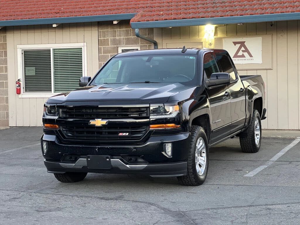 2018 CHEVROLET Silverado