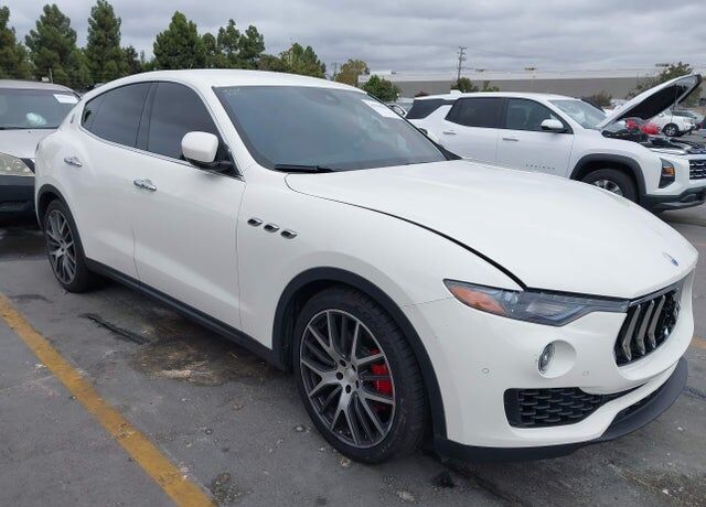 2017 MASERATI Levante
