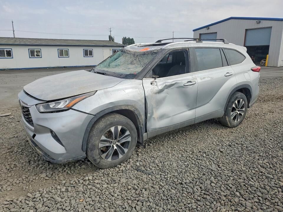 2020 TOYOTA Highlander
