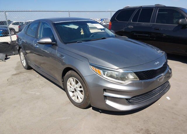 2018 KIA Optima