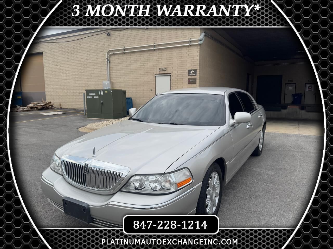 2011 LINCOLN Town Car