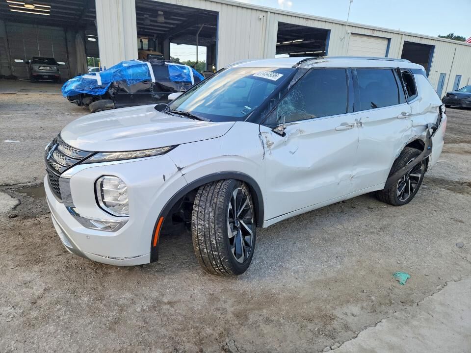 2023 MITSUBISHI Outlander