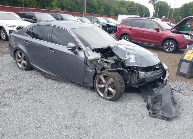 2015 LEXUS IS