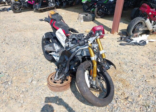 2026 APRILIA RS 660