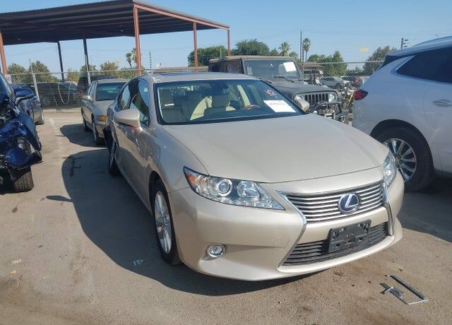 2014 LEXUS ES