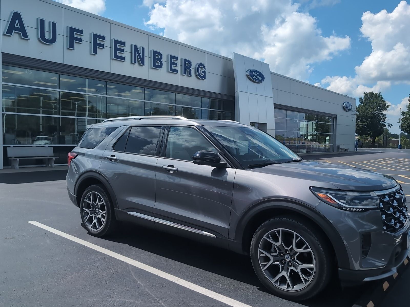 2025 FORD Explorer
