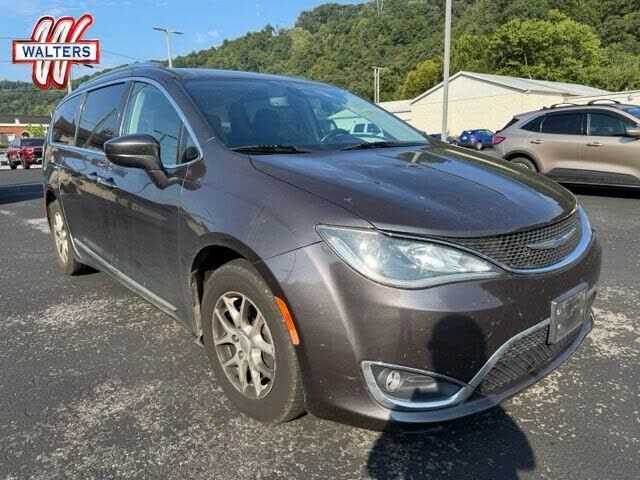 2020 CHRYSLER Pacifica
