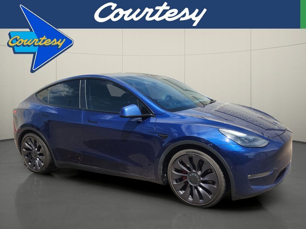 2021 TESLA Model Y