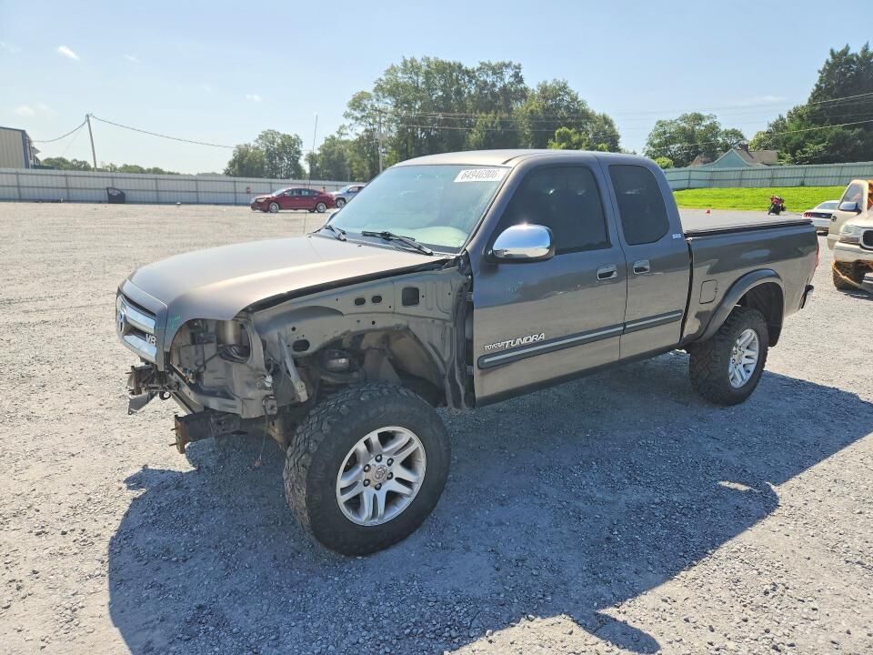 2005 TOYOTA Tundra