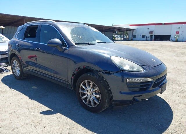 2012 PORSCHE Cayenne