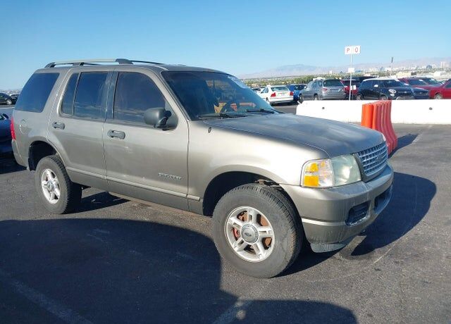 2004 FORD Explorer