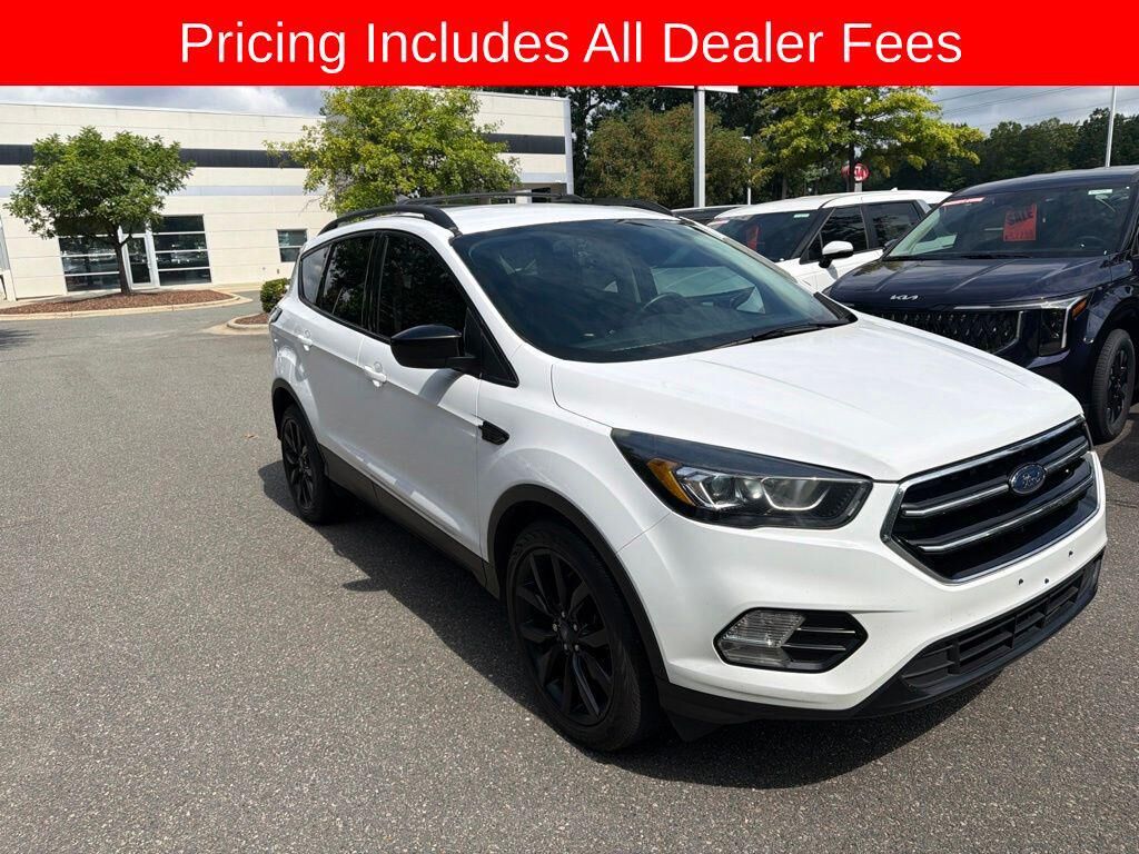 2017 FORD Escape