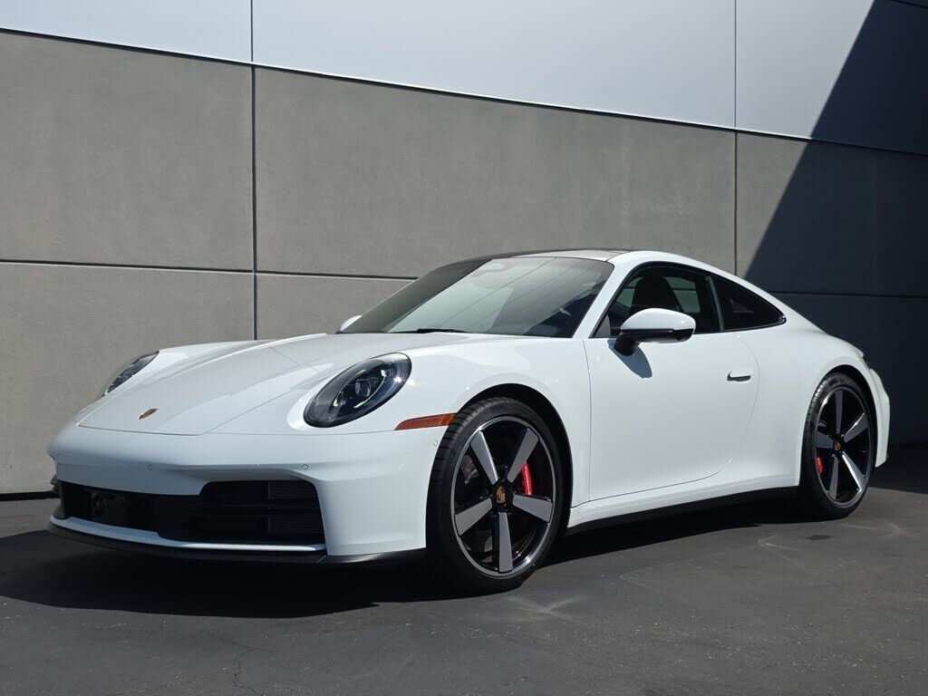 2026 PORSCHE 911