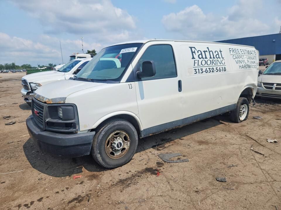 2011 GMC Savana