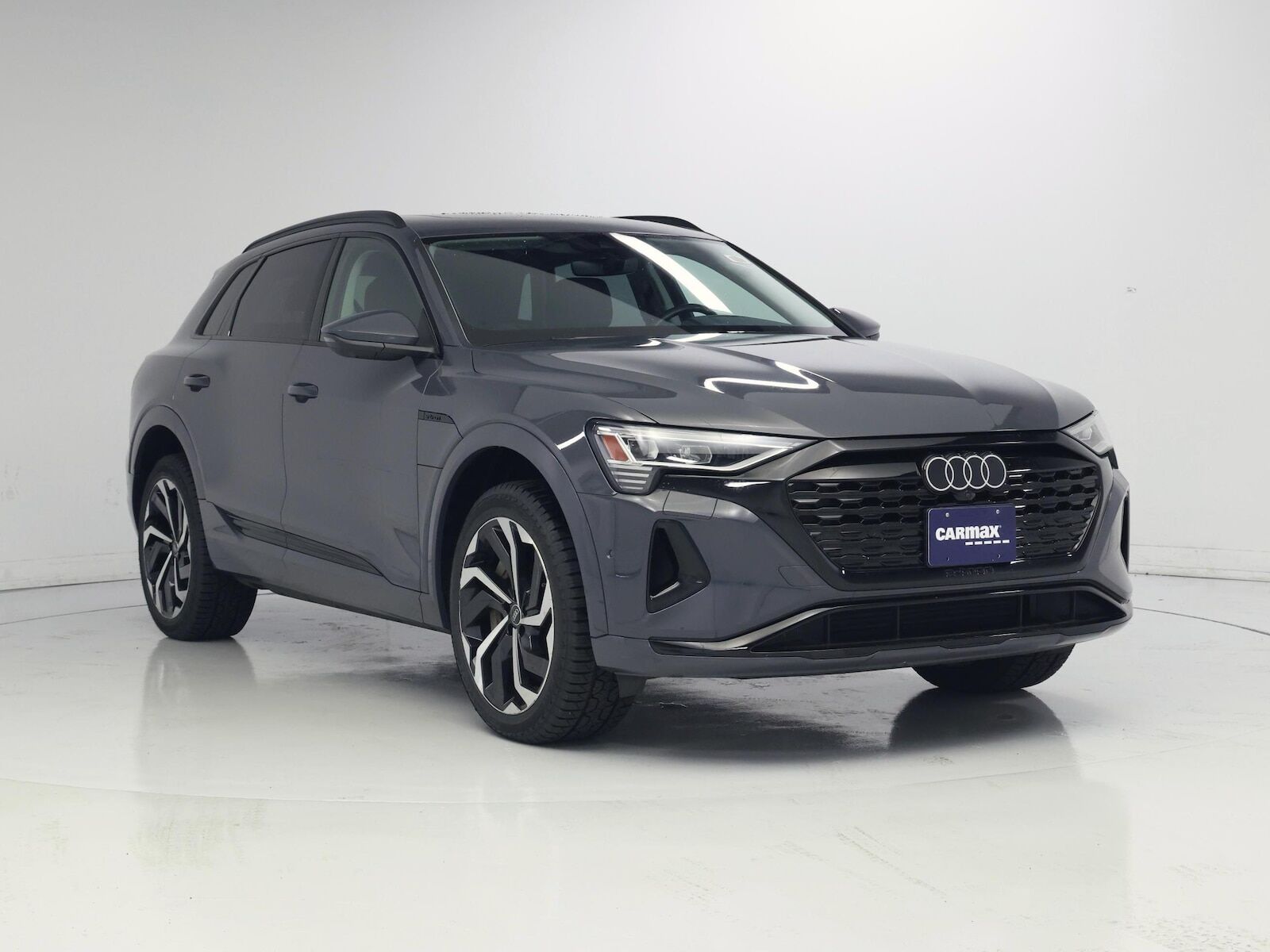 2024 Audi Q8
