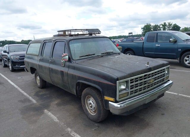 1990 CHEVROLET Suburban