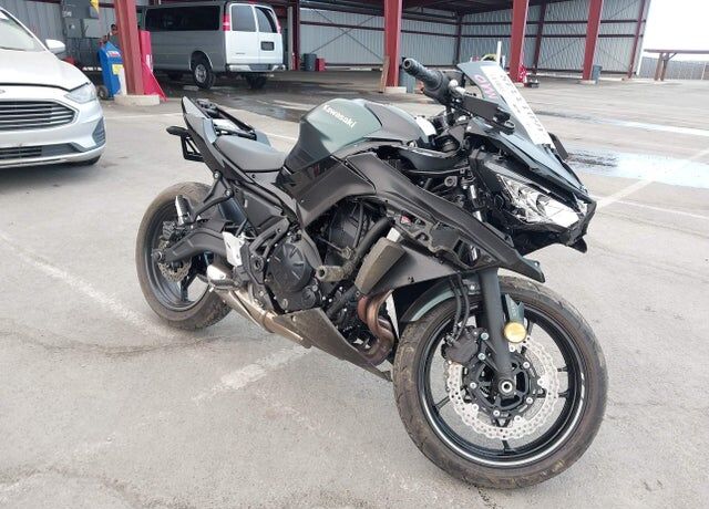 2025 KAWASAKI Ninja