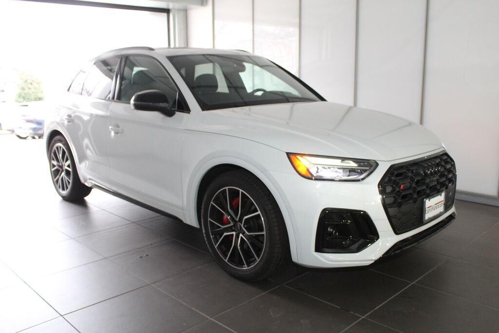 2025 AUDI SQ5